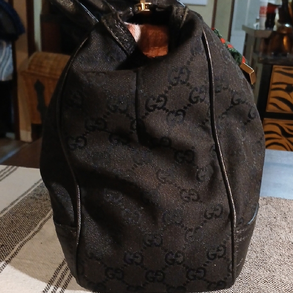 Gucci Black Monogram Handbag - Picture 5 of 16